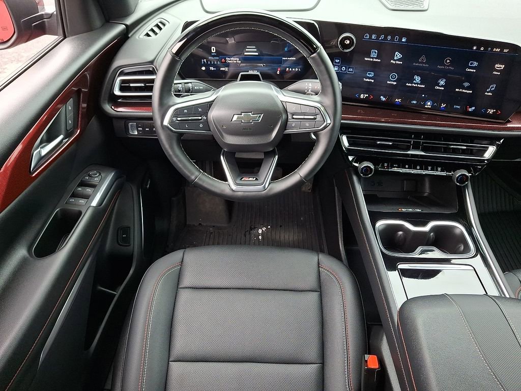 Used 2024 Chevrolet Traverse Z71 w/ Enhanced Driving Package image 12