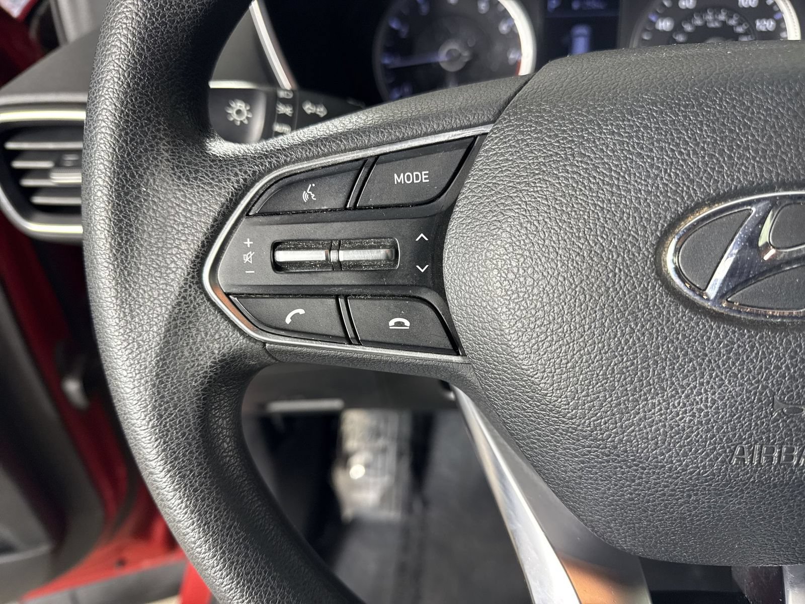 Used 2019 Hyundai Santa Fe SE AWD/4WD image 12