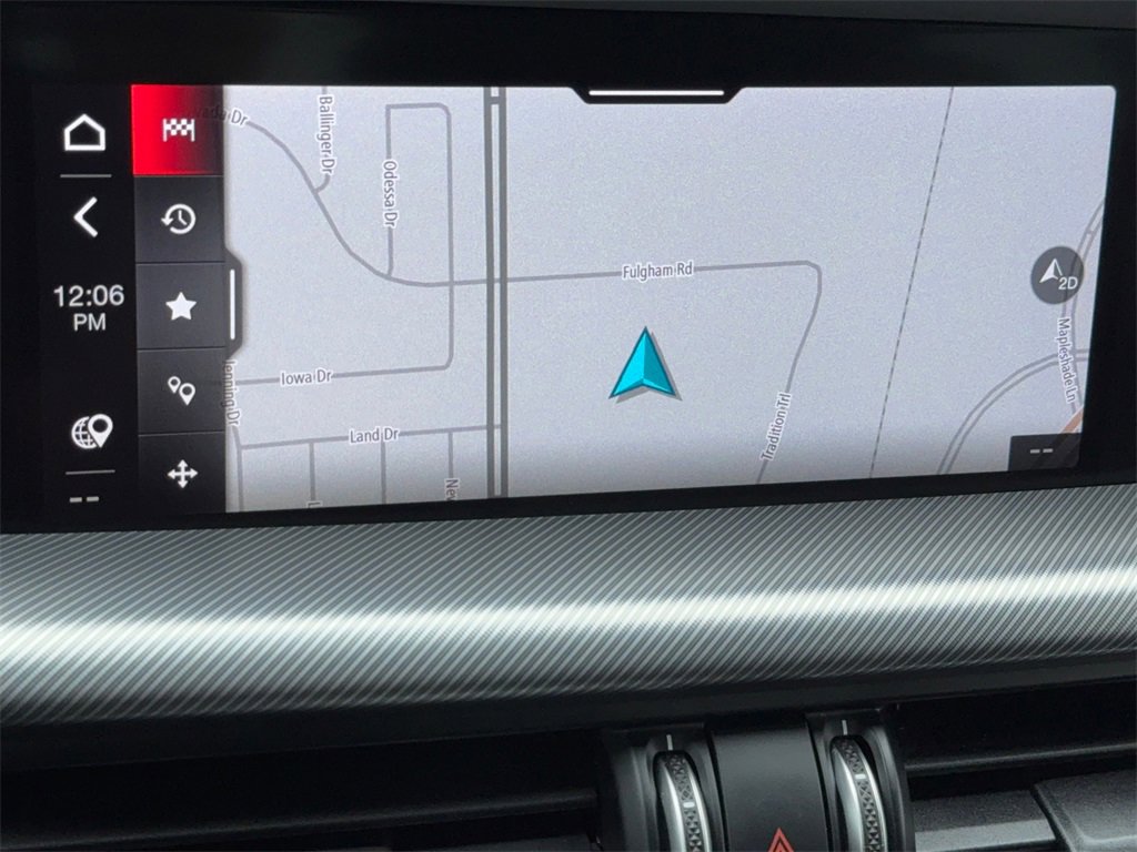 Used 2022 Alfa Romeo Stelvio Veloce image 24