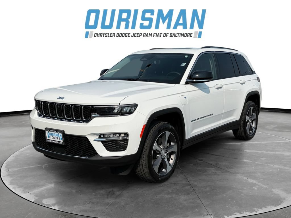 Used 2023 Jeep Grand Cherokee 4WD 4xe w/ Luxury Tech Group II image 2