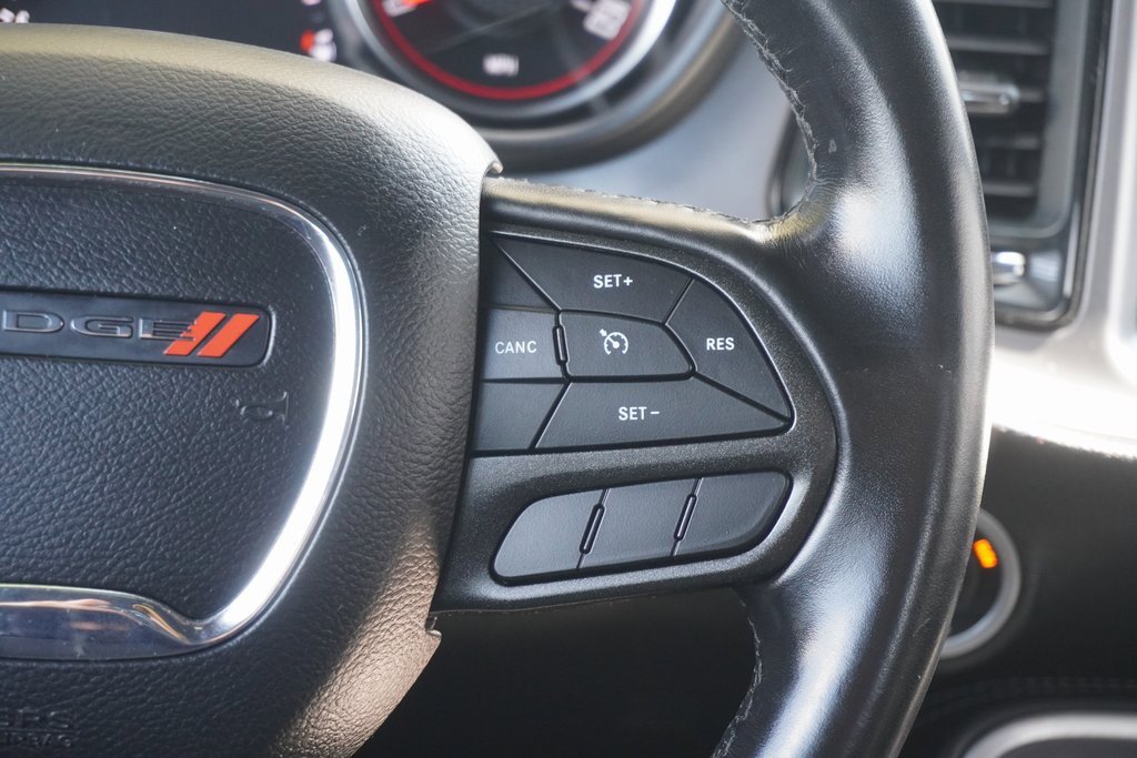 Used 2022 Dodge Challenger SXT image 14