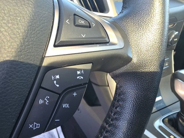 Used 2017 Ford Edge SEL w/ Equipment Group 201A AWD/4WD image 12