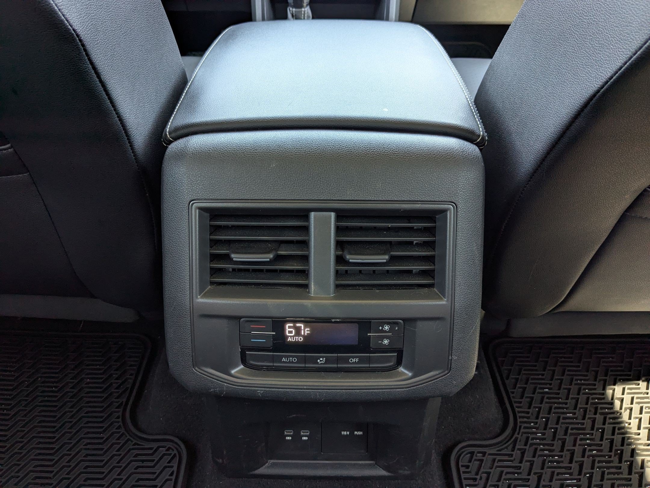 Used 2023 Volkswagen Atlas SE AWD/4WD image 26