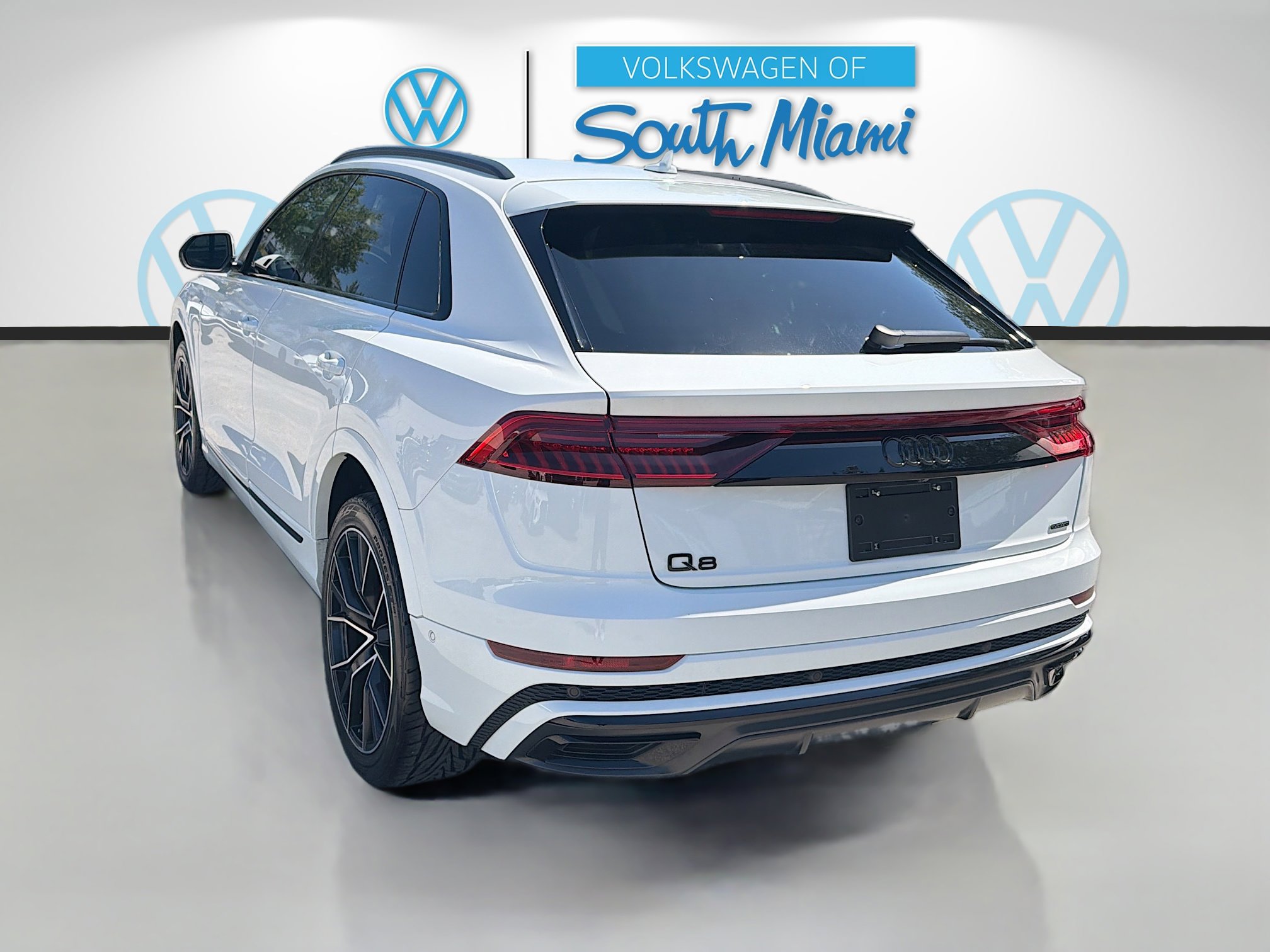 Used 2023 Audi Q8 Premium Plus w/ Premium Plus Package AWD/4WD image 5