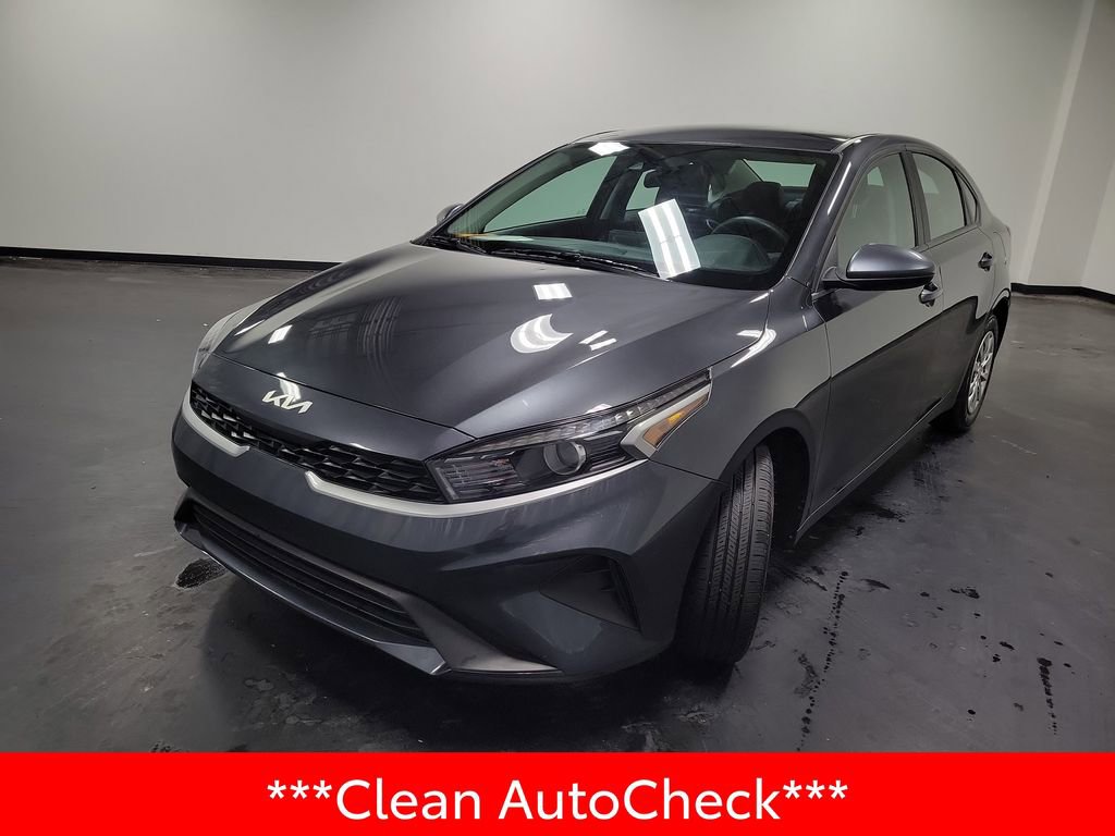 Used 2024 Kia Forte LX image 4