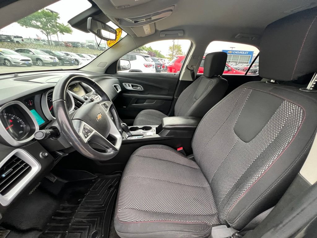 Used 2017 Chevrolet Equinox LT w/ Convenience Package AWD/4WD image 19