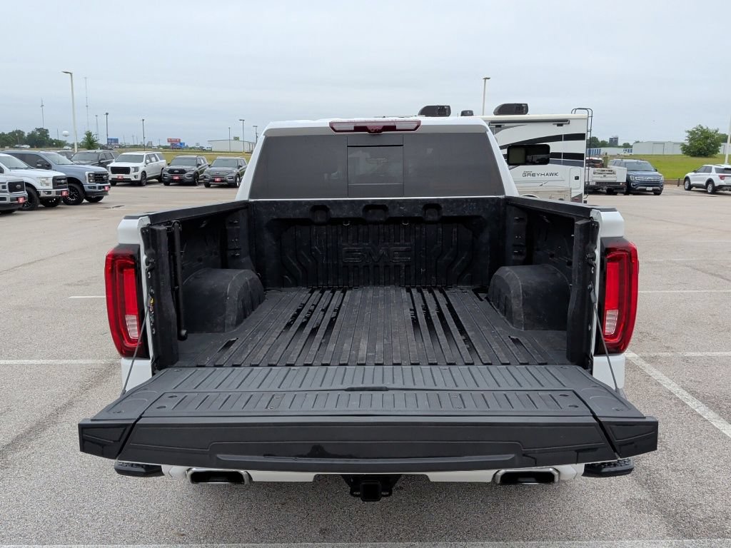 Used 2025 GMC Sierra 1500 Denali Ultimate AWD/4WD image 44