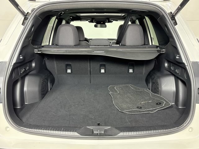 Certified 2025 Subaru Forester Premium AWD/4WD image 29