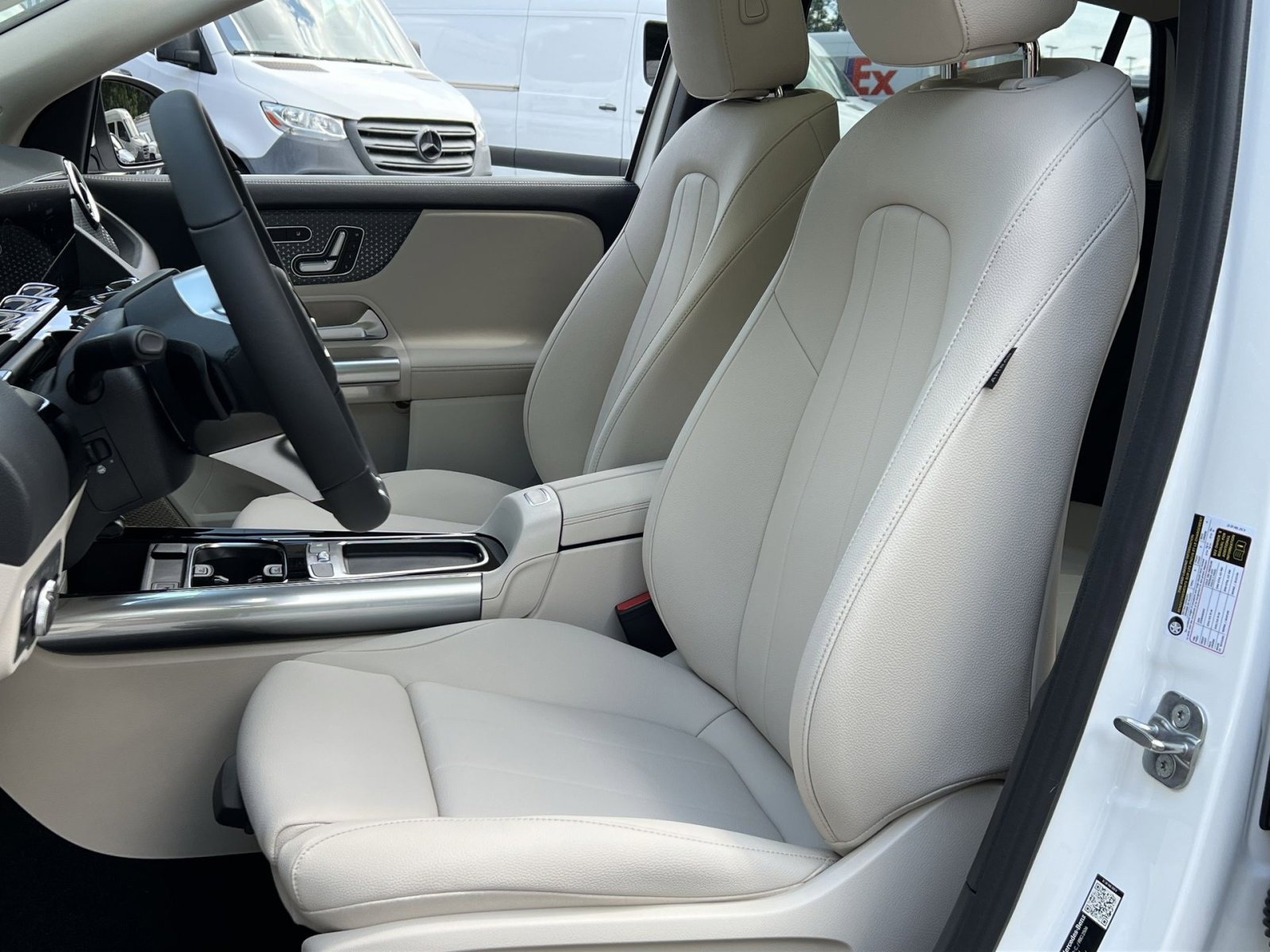 Certified 2026 Mercedes-Benz GLA 250 4MATIC image 11