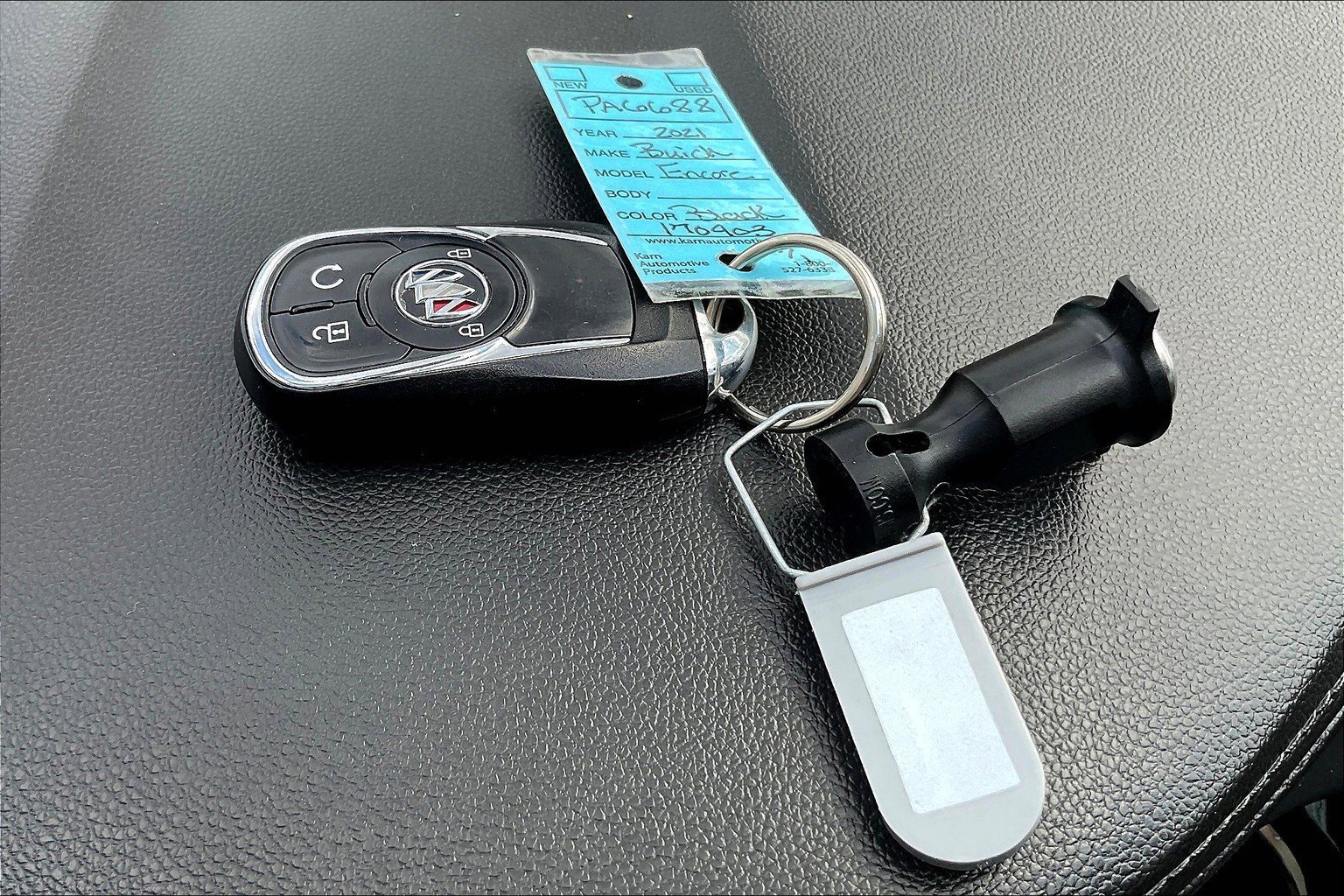 Used 2021 Buick Encore GX Select image 13