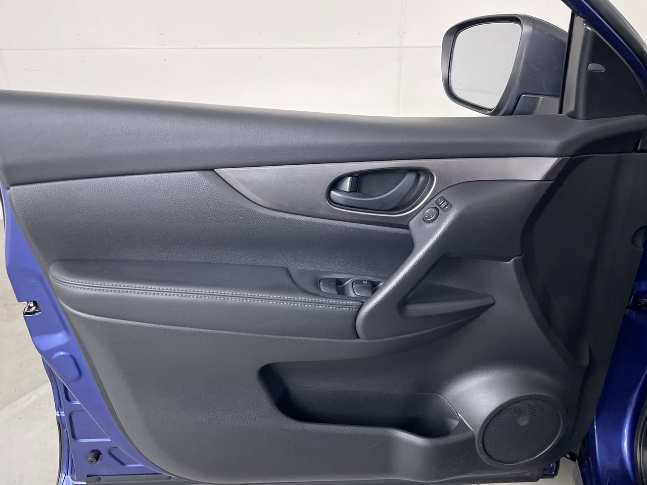 Used 2019 Nissan Rogue Sport S image 10