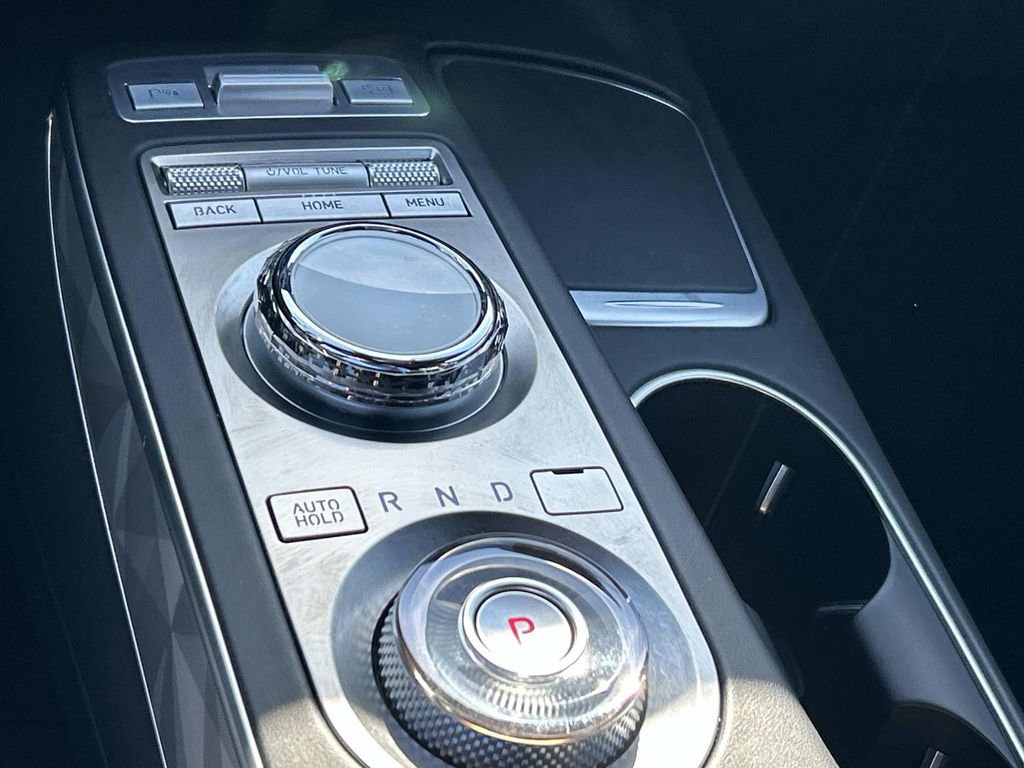 Used 2025 Genesis GV70 3.5T Sport w/ Sport Advanced Package image 37