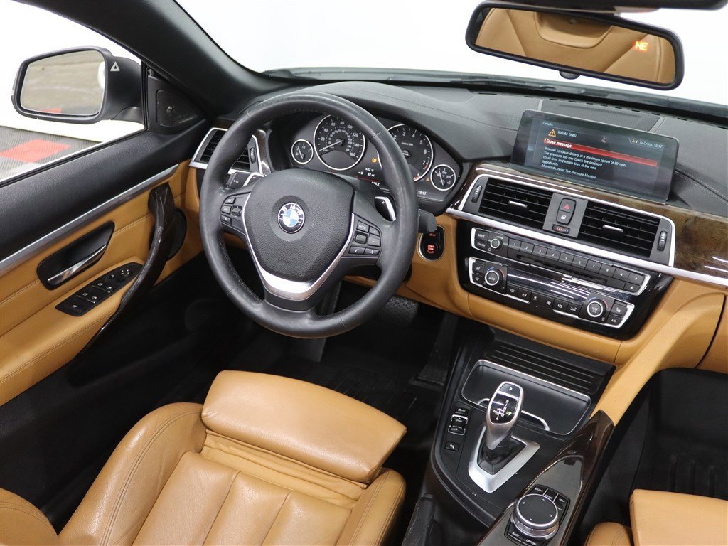 Used 2018 BMW 430i xDrive Convertible image 21