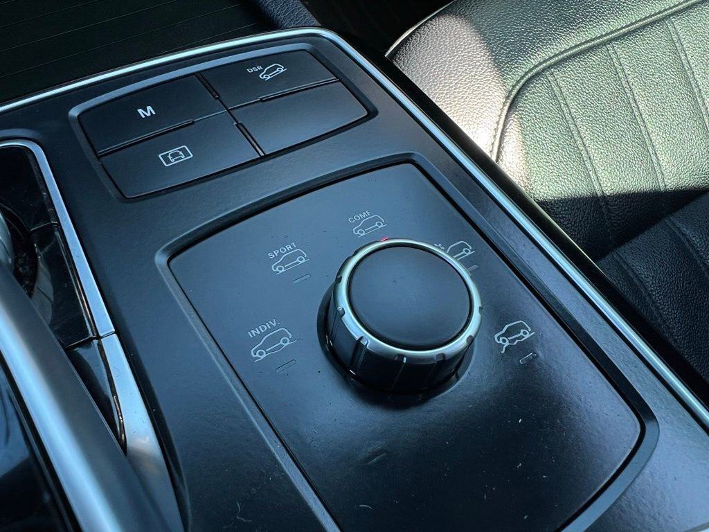 Used 2019 Mercedes-Benz GLE 400 4MATIC image 51