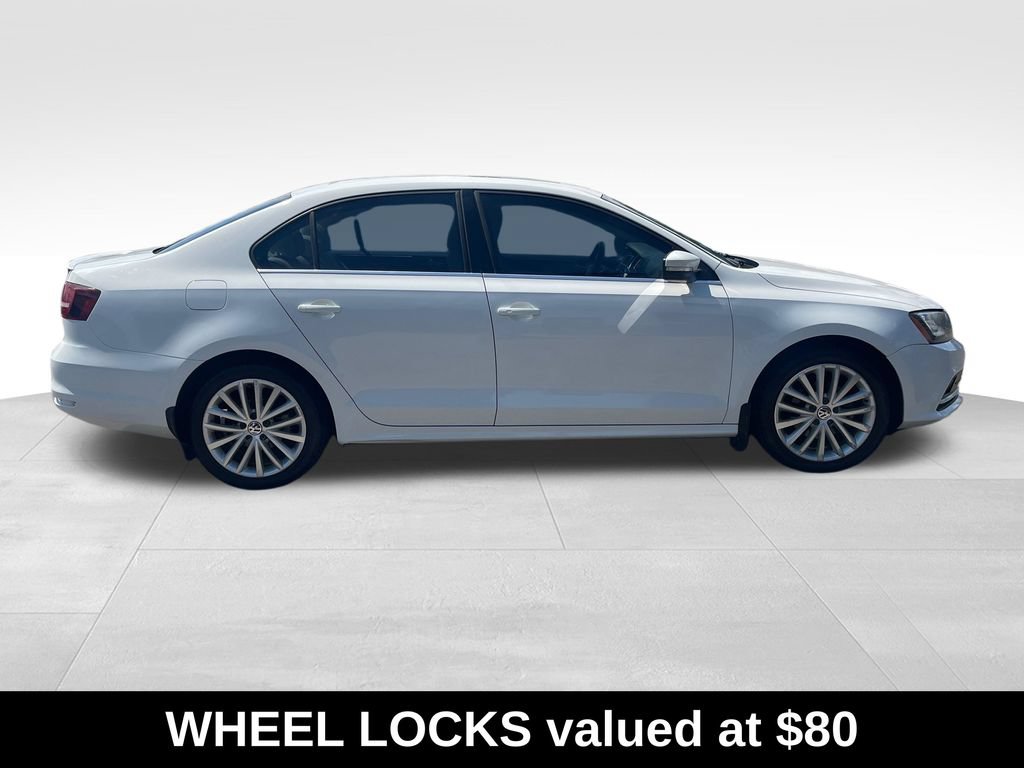 Used 2016 Volkswagen Jetta SEL w/ Lighting Package FWD image 9