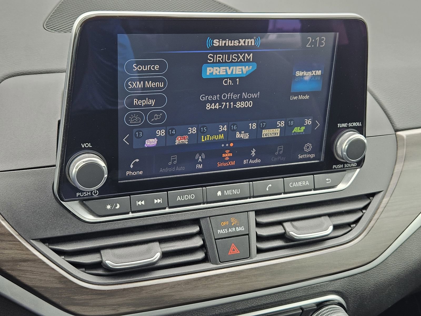 Used 2024 Nissan Altima 2.5 SV FWD image 21