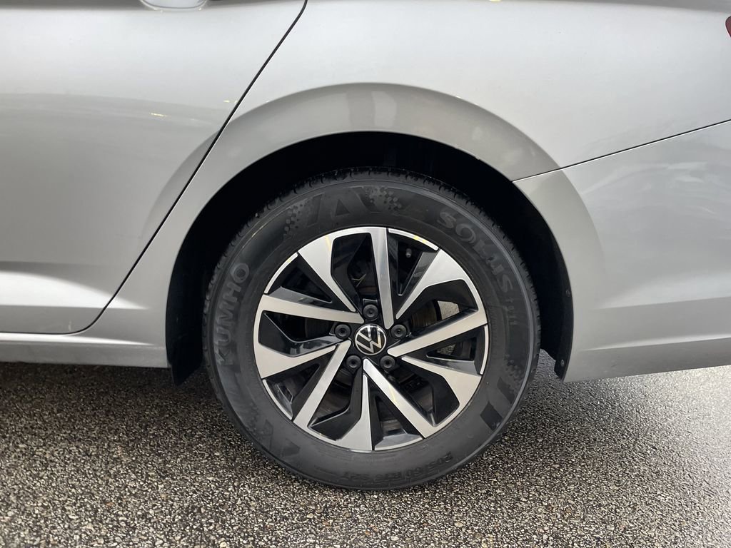 Used 2024 Volkswagen Jetta S image 10