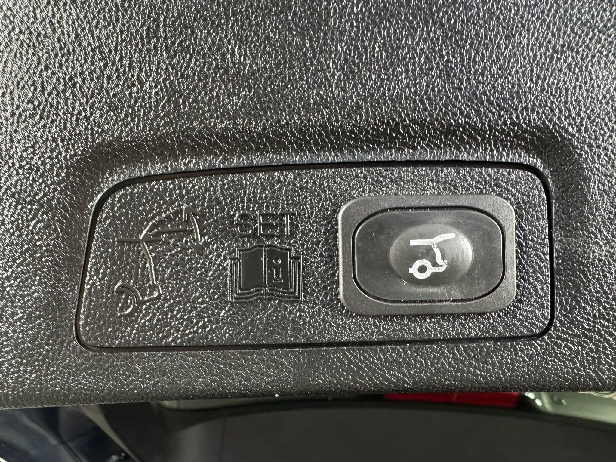 Used 2019 Lincoln MKC Reserve w/ MKC Climate Package AWD/4WD image 30