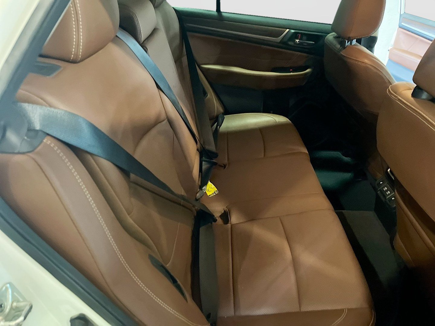 Used 2019 Subaru Outback 3.6R Touring w/ Popular Package #3A AWD/4WD image 27