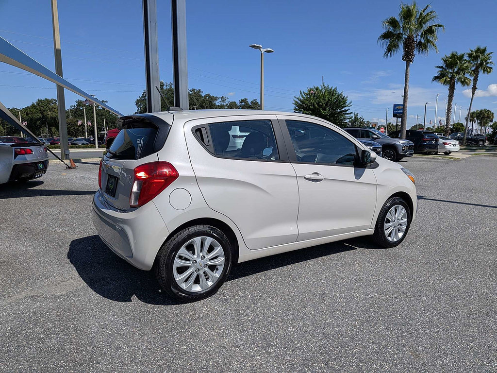 Used 2017 Chevrolet Spark LT FWD image 28