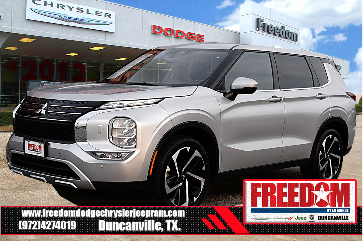 Used 2024 Mitsubishi Outlander SE