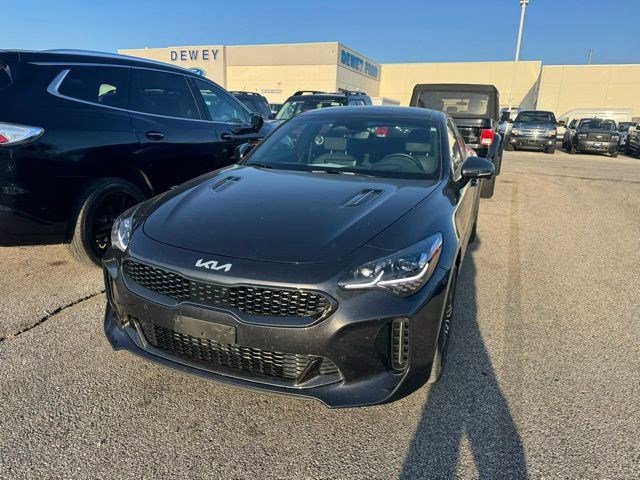 Used 2023 Kia Stinger GT2 AWD/4WD image 8