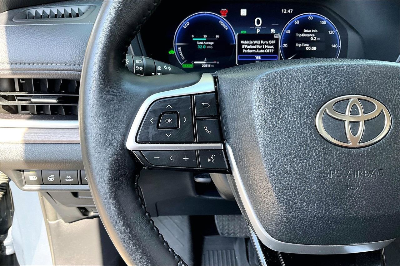 Used 2024 Toyota Grand Highlander Limited image 10