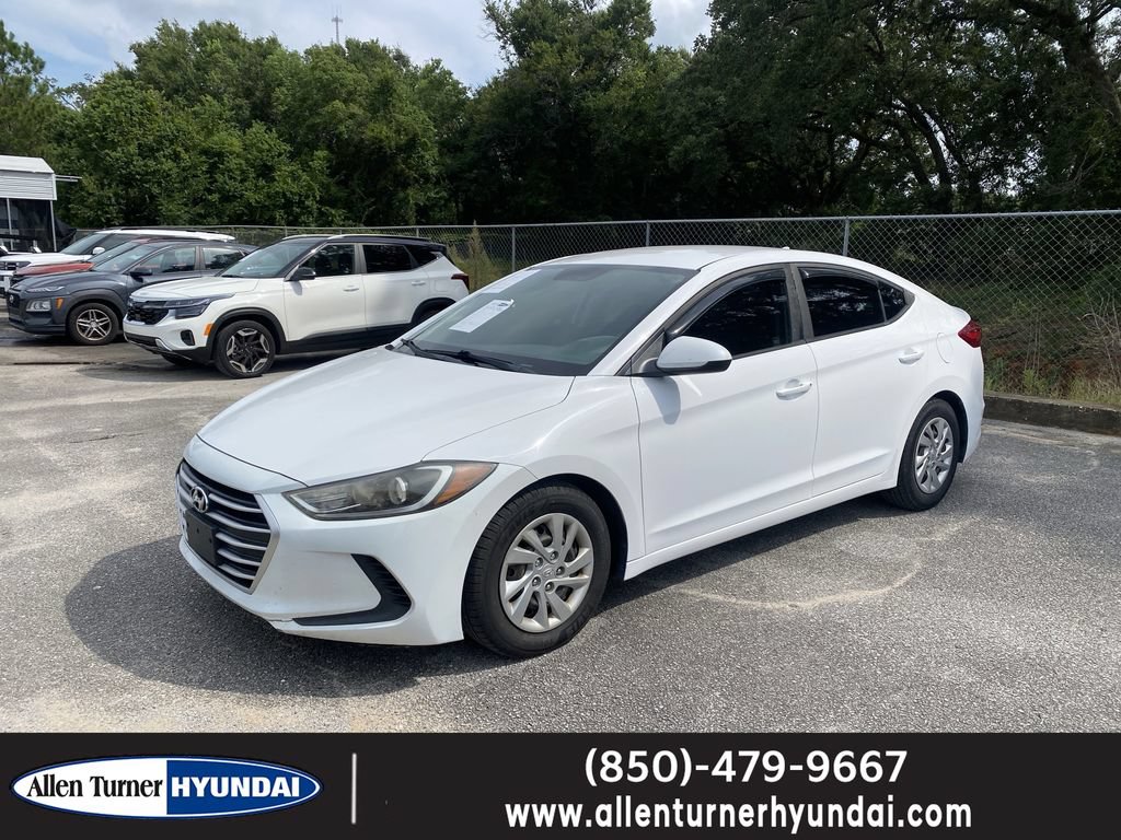 Used 2017 Hyundai Elantra SE FWD image 1