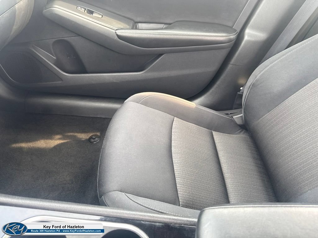 Used 2024 Nissan Altima 2.5 SV FWD image 27