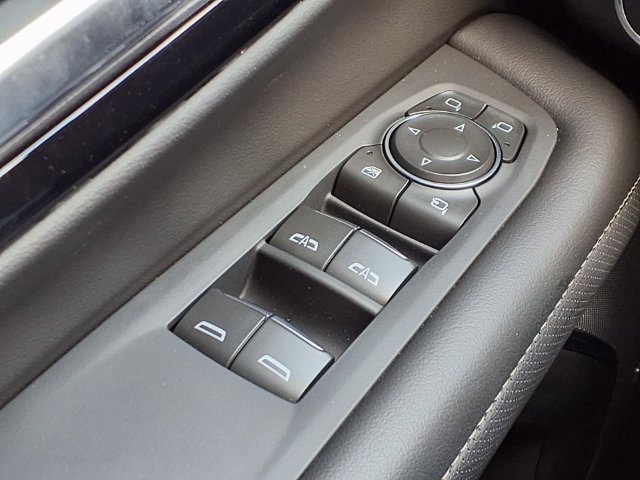 Used 2026 Chevrolet Tahoe Premier w/ Sun And Tow Package AWD/4WD image 13