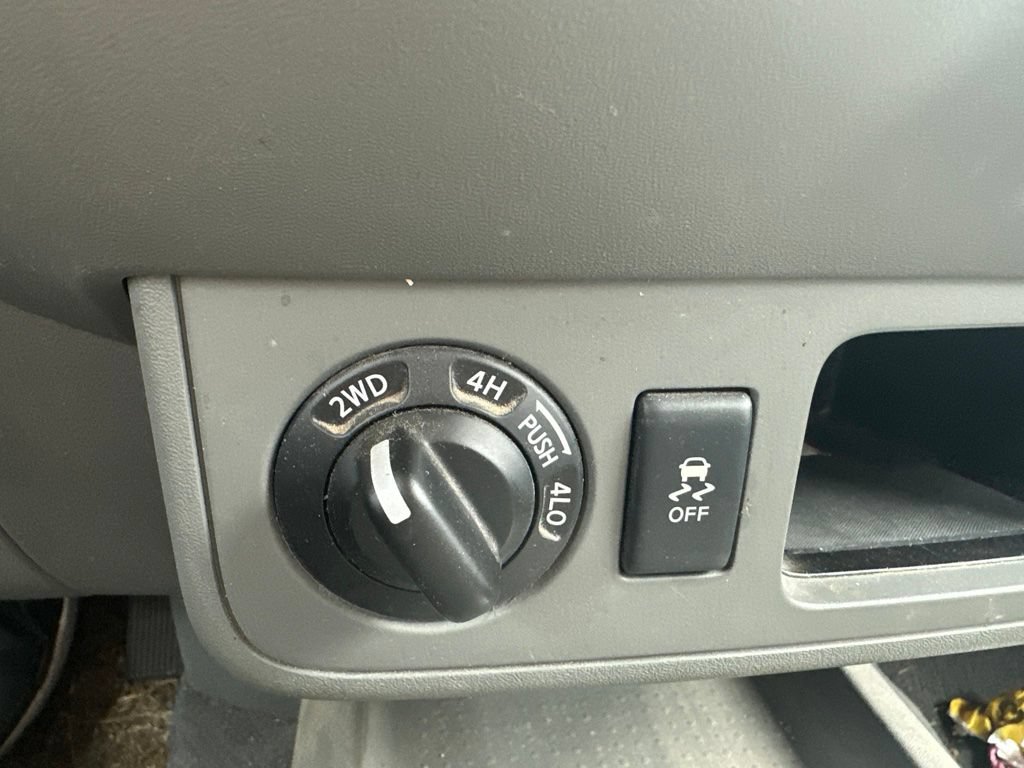 Used 2019 Nissan Frontier SV AWD/4WD image 21