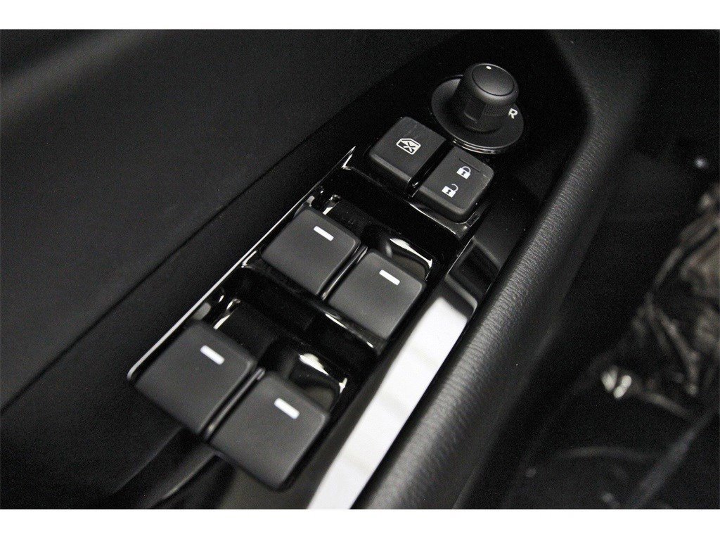 Used 2025 MAZDA CX-5 AWD 2.5 S w/ Preferred Package image 20