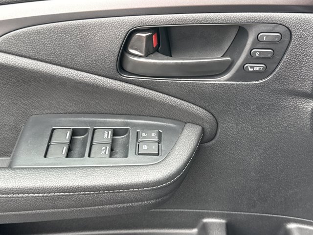Used 2023 Honda Passport EX-L image 19