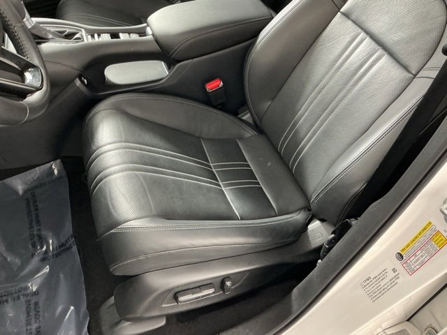 Used 2023 Honda HR-V EX-L image 8