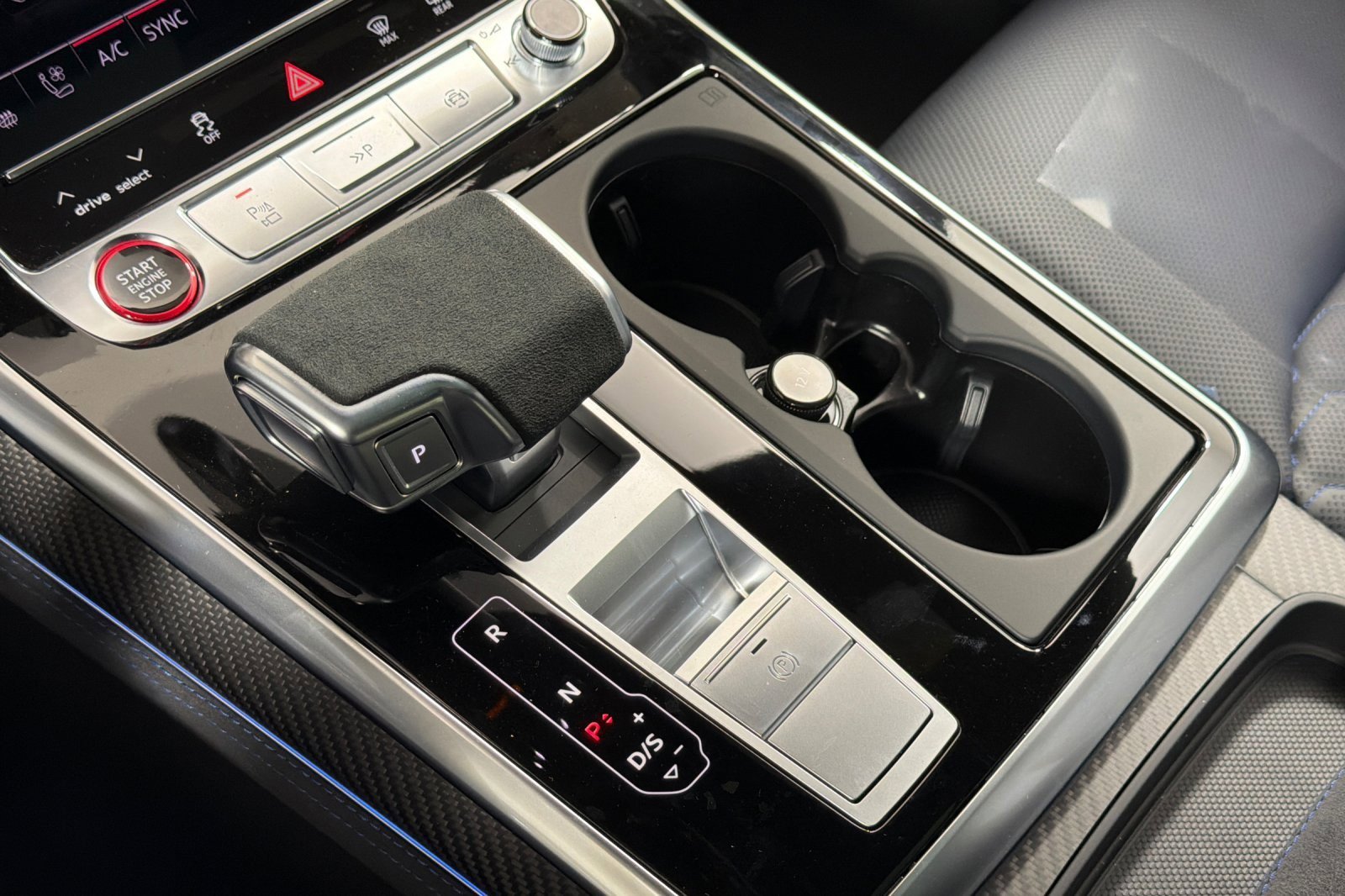 New 2026 Audi RS Q8 performance image 21