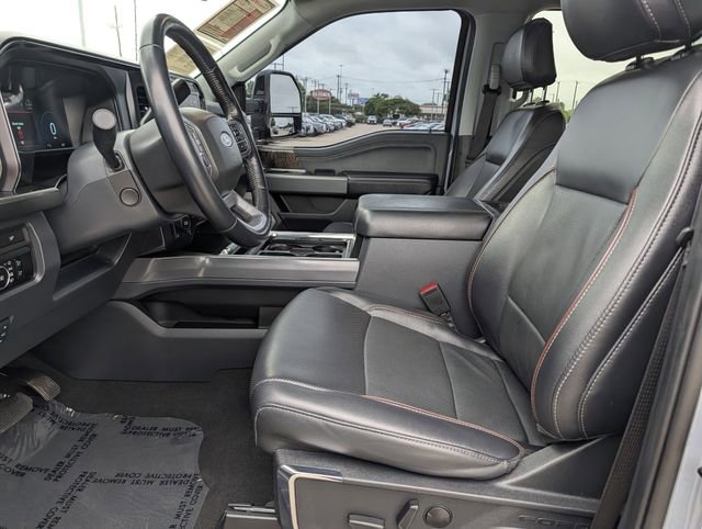 Used 2024 Ford F250 Lariat w/ Sport Appearance Package AWD/4WD image 28
