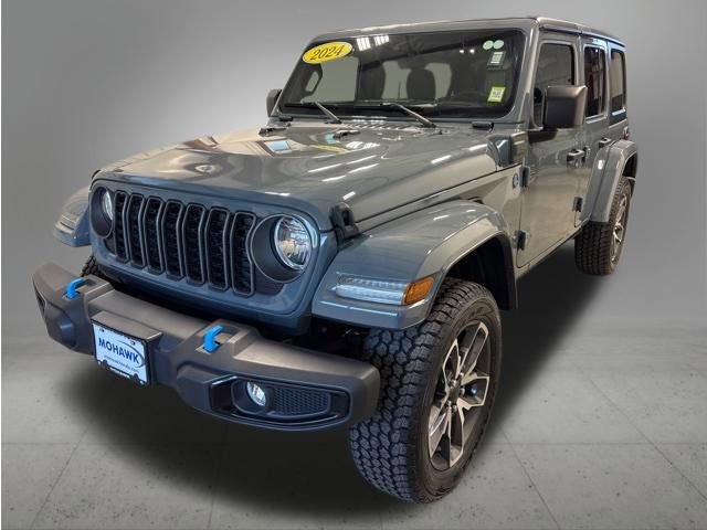Used 2024 Jeep Wrangler Unlimited w/ Convenience Group AWD/4WD image 1