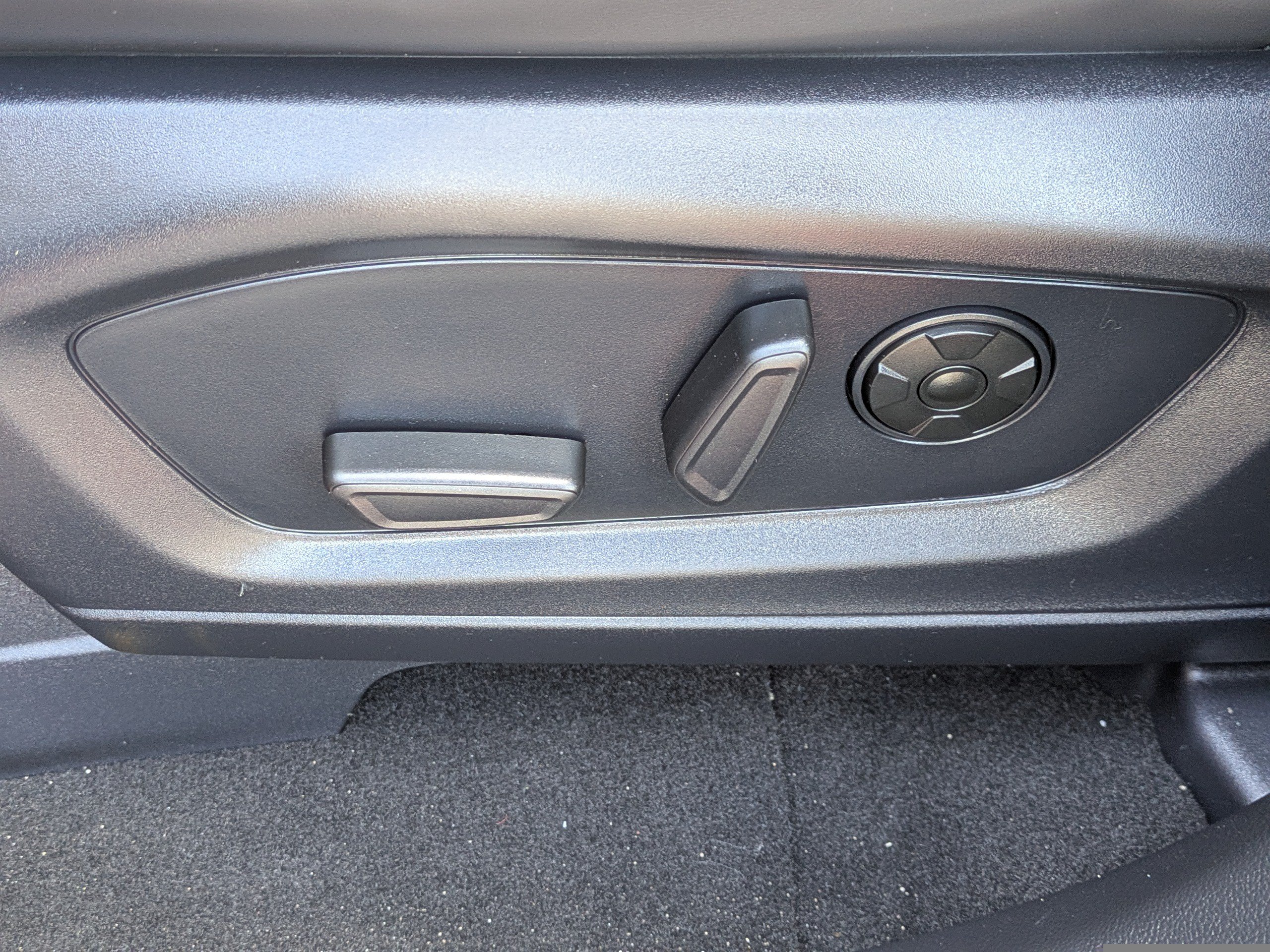 Used 2026 Ford Explorer ST w/ Sun And Sound Package AWD/4WD image 19