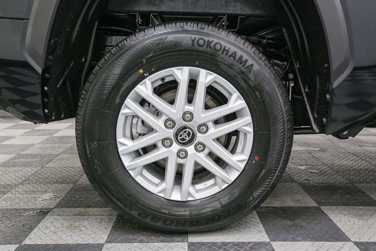 New 2026 Toyota Tundra SR5 image 12