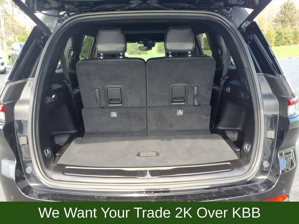 Used 2024 Jeep Grand Cherokee L Altitude image 18