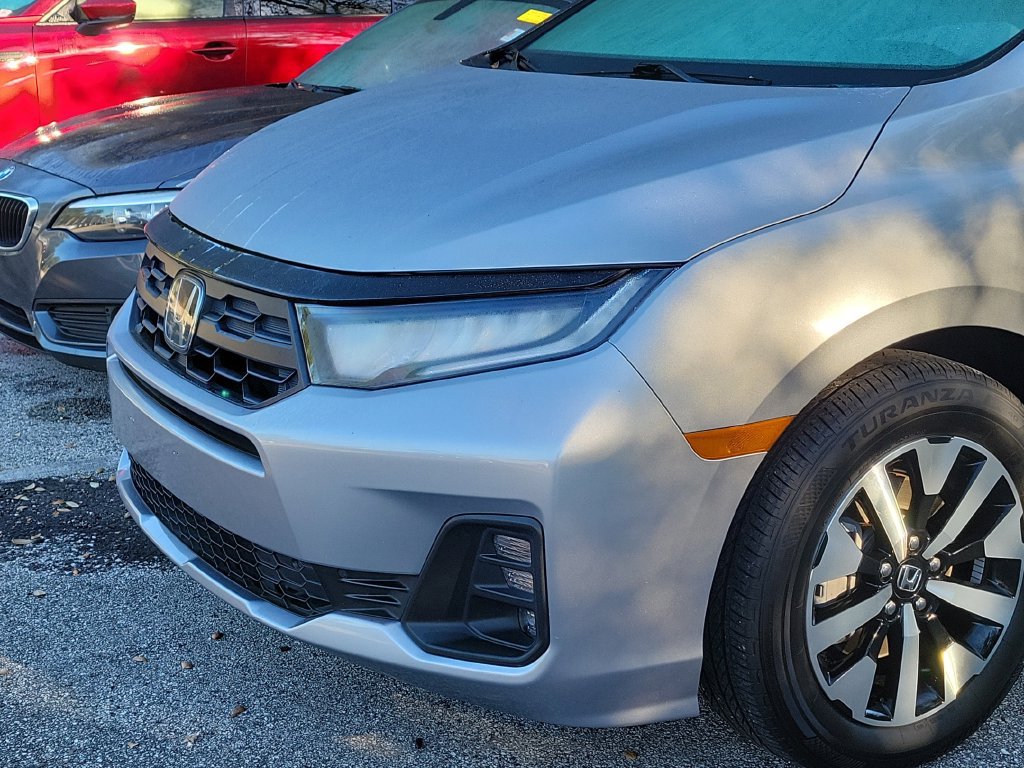 Used 2025 Honda Odyssey EX-L image 2