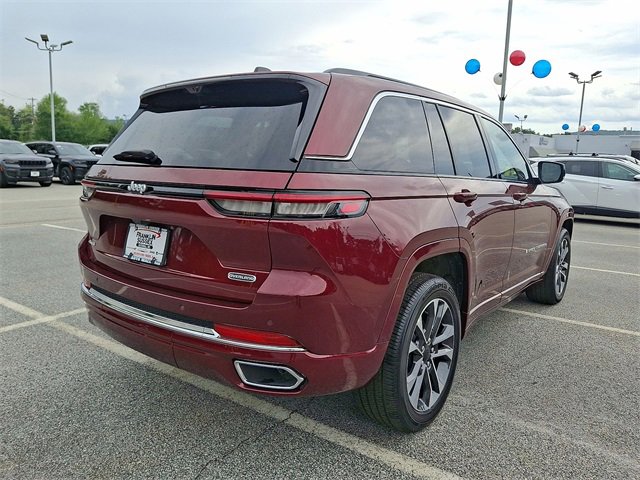 Certified 2024 Jeep Grand Cherokee Overland w/ Luxury Tech Group IV image 25