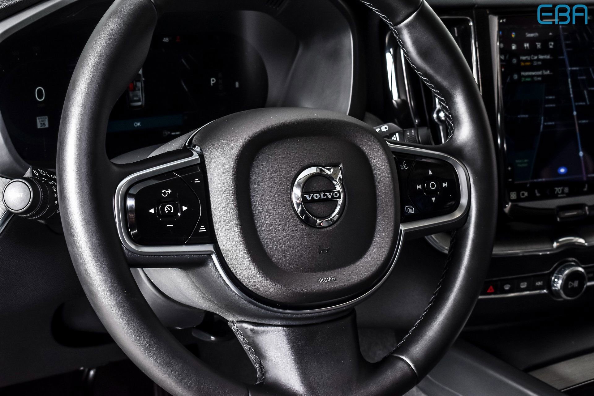 Used 2025 Volvo XC60 B5 Plus AWD/4WD image 18