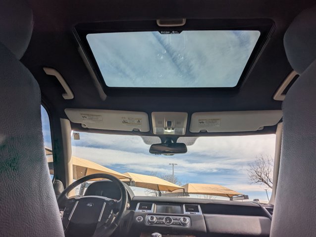 Used 2011 Land Rover Range Rover Sport HSE image 20