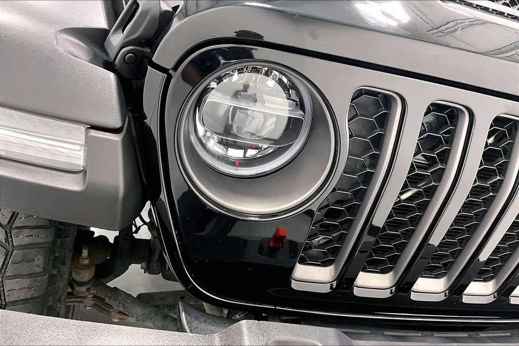 Used 2021 Jeep Gladiator Mojave AWD/4WD image 35