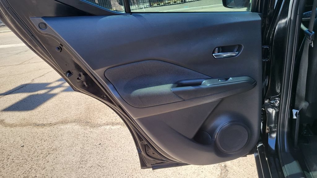 Used 2019 Nissan Kicks SV FWD image 22