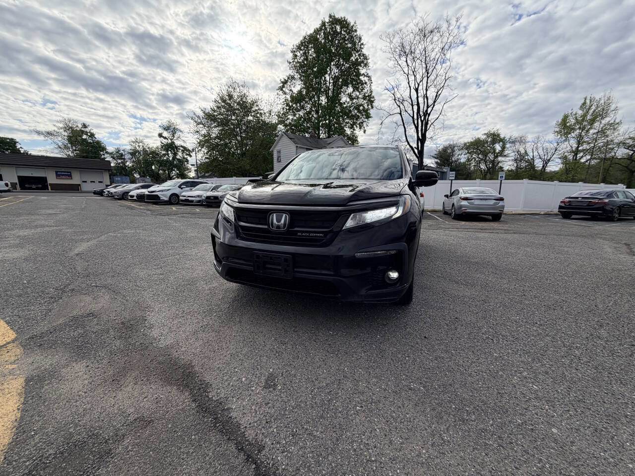 Used 2020 Honda Pilot Black Edition image 2