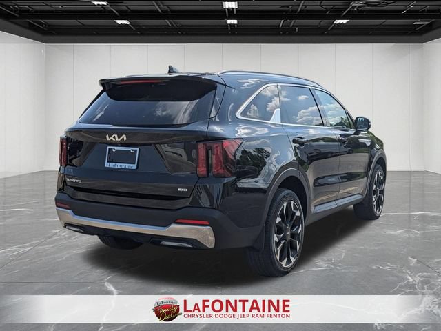 Used 2025 Kia Sorento X-Line EX AWD/4WD image 5