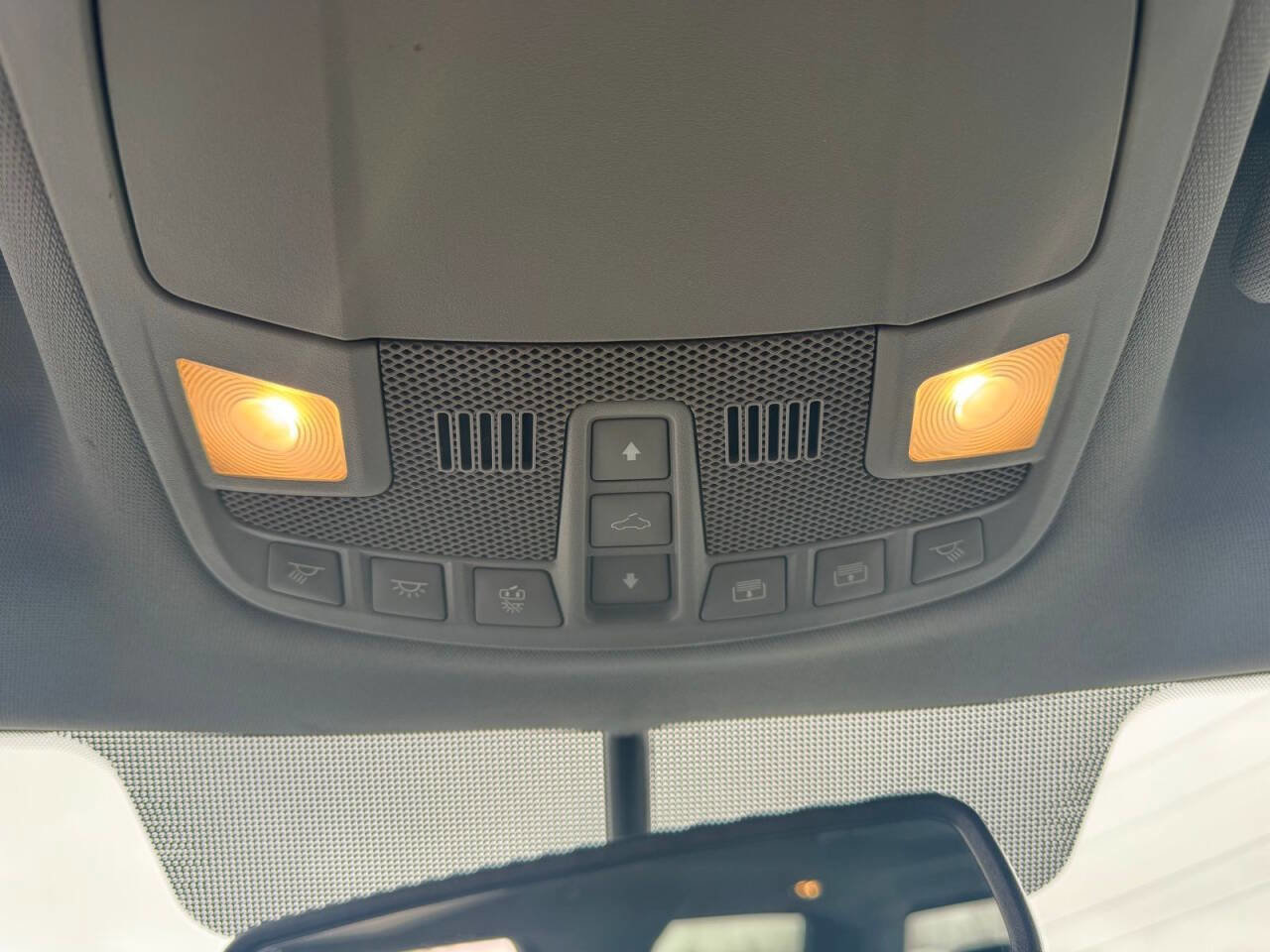 Used 2017 Ford F250 Lariat w/ FX4 Off-Road Package image 29