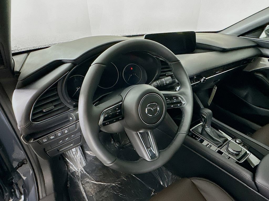 New 2026 MAZDA MAZDA3 Hatchback w/Premium Plus Pkg image 15